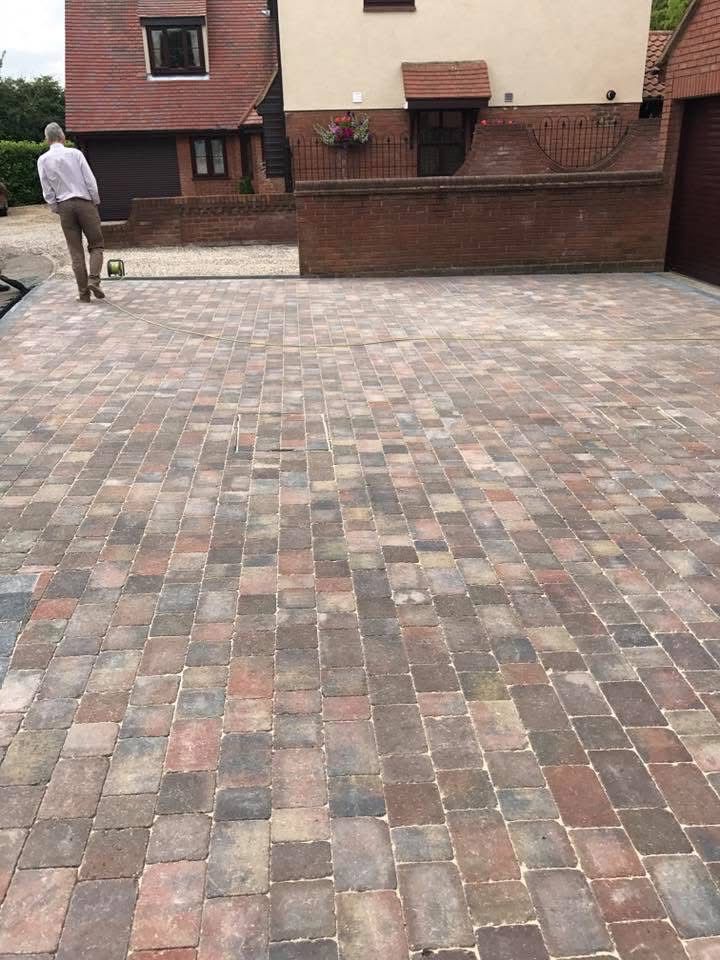 Block paving driveway installed in Essex by Andy Harragan & Sons