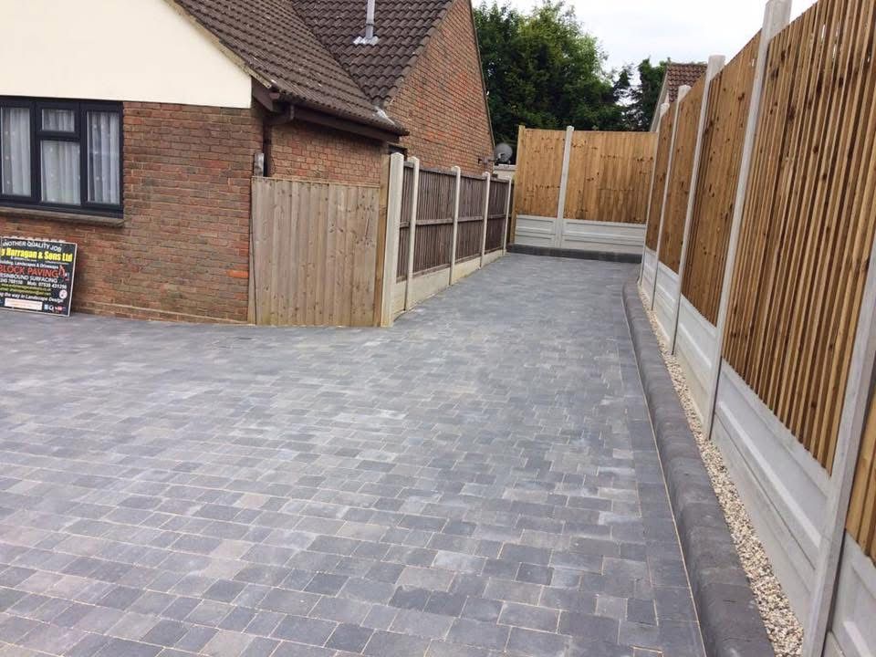 Block paving driveway installed in Essex by Andy Harragan & Sons