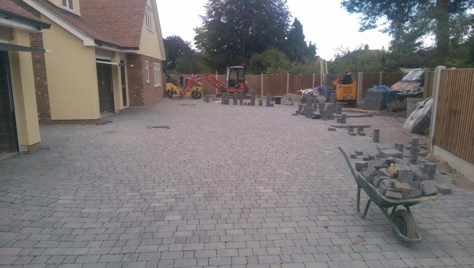 Block paving driveway installed in Essex by Andy Harragan & Sons