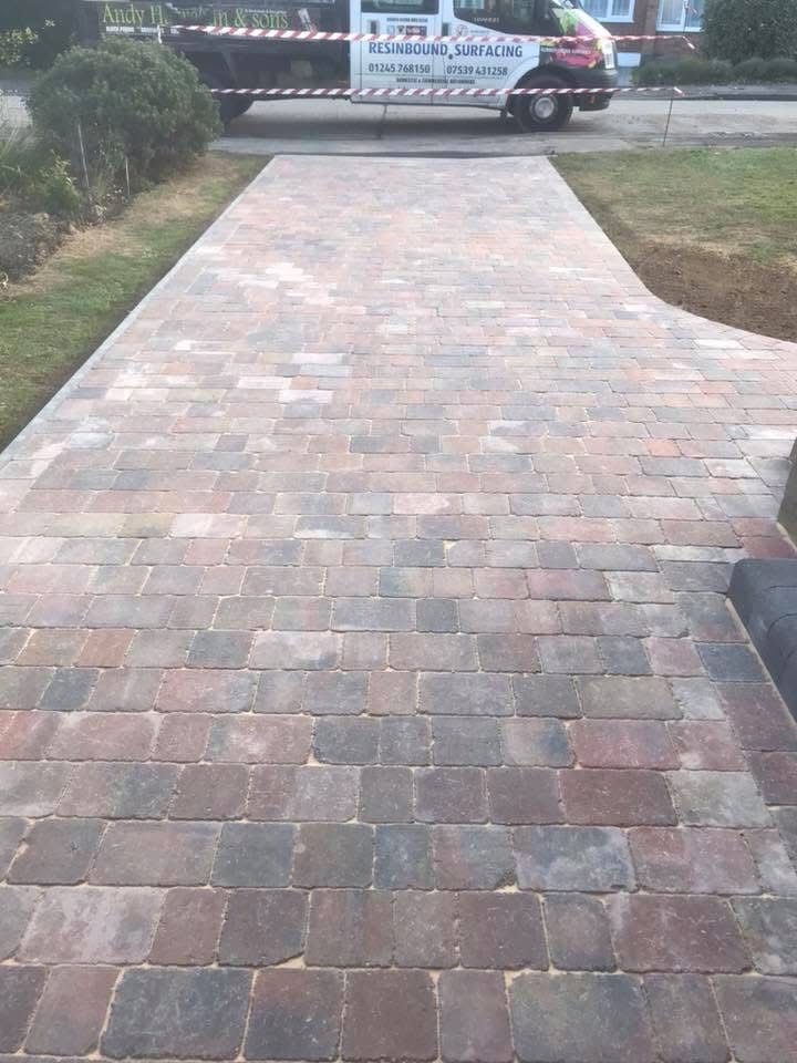 Block paving driveway installed in Essex by Andy Harragan & Sons