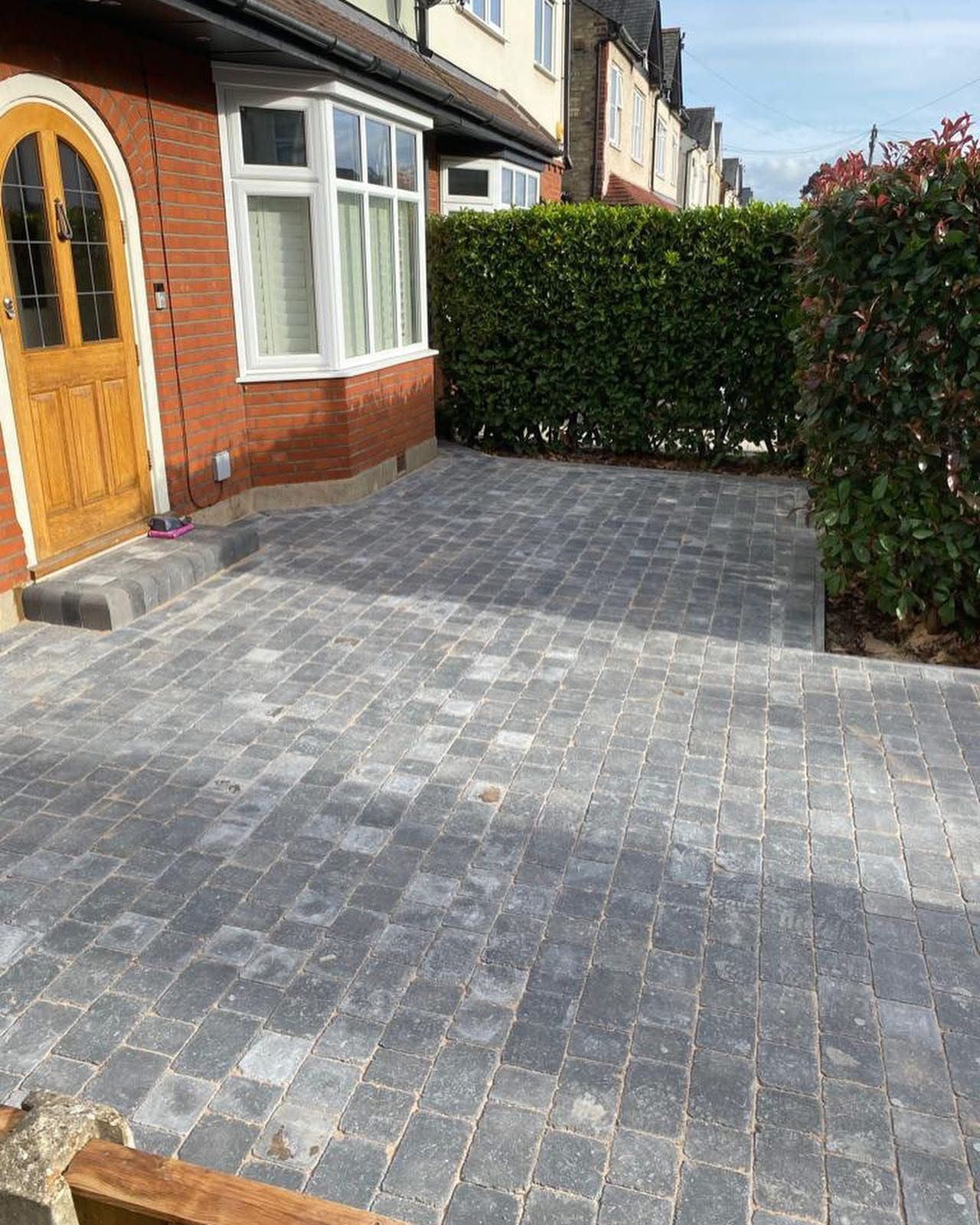 Block paving driveway installed in Essex by Andy Harragan & Sons