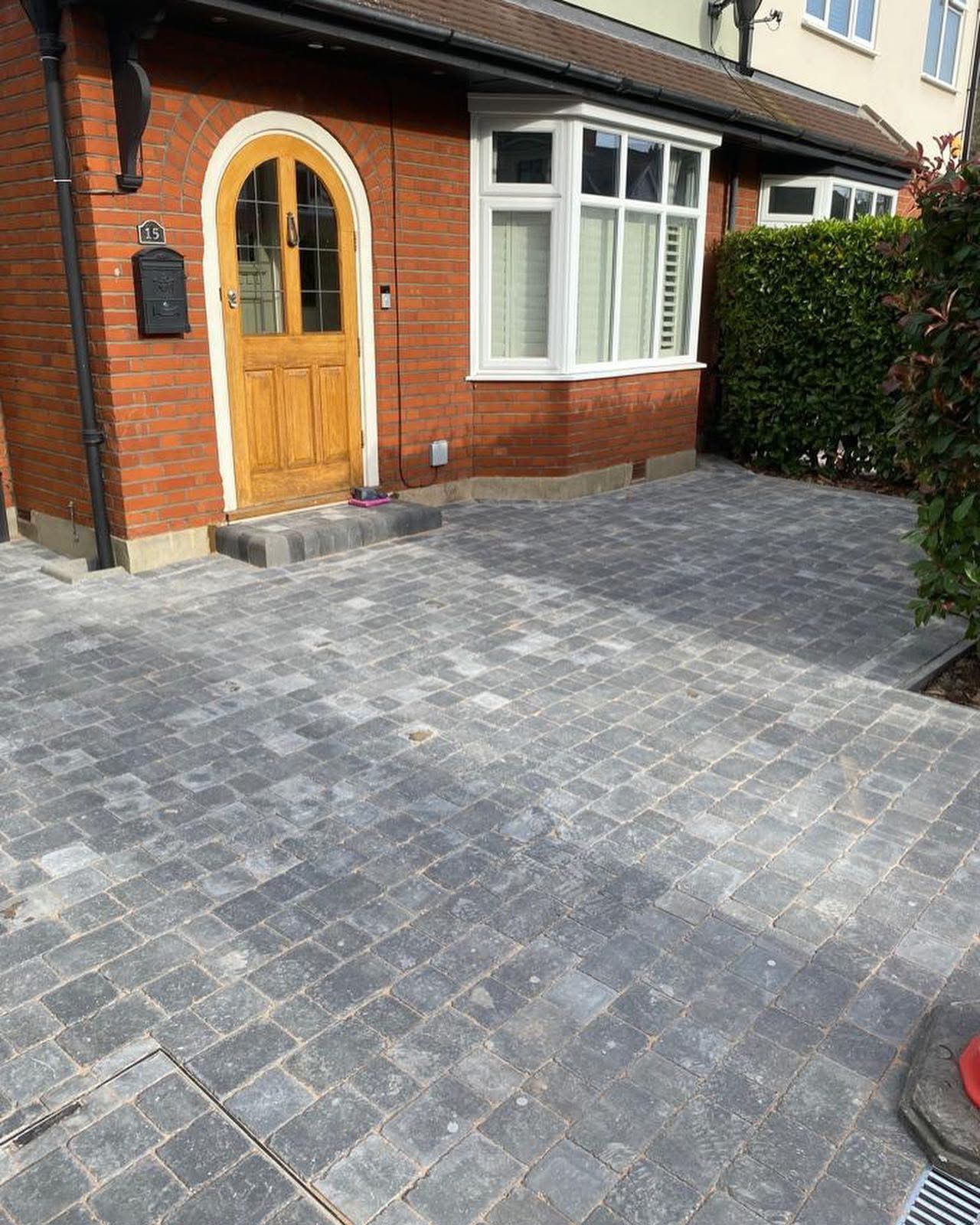 Block paving driveway installed in Essex by Andy Harragan & Sons