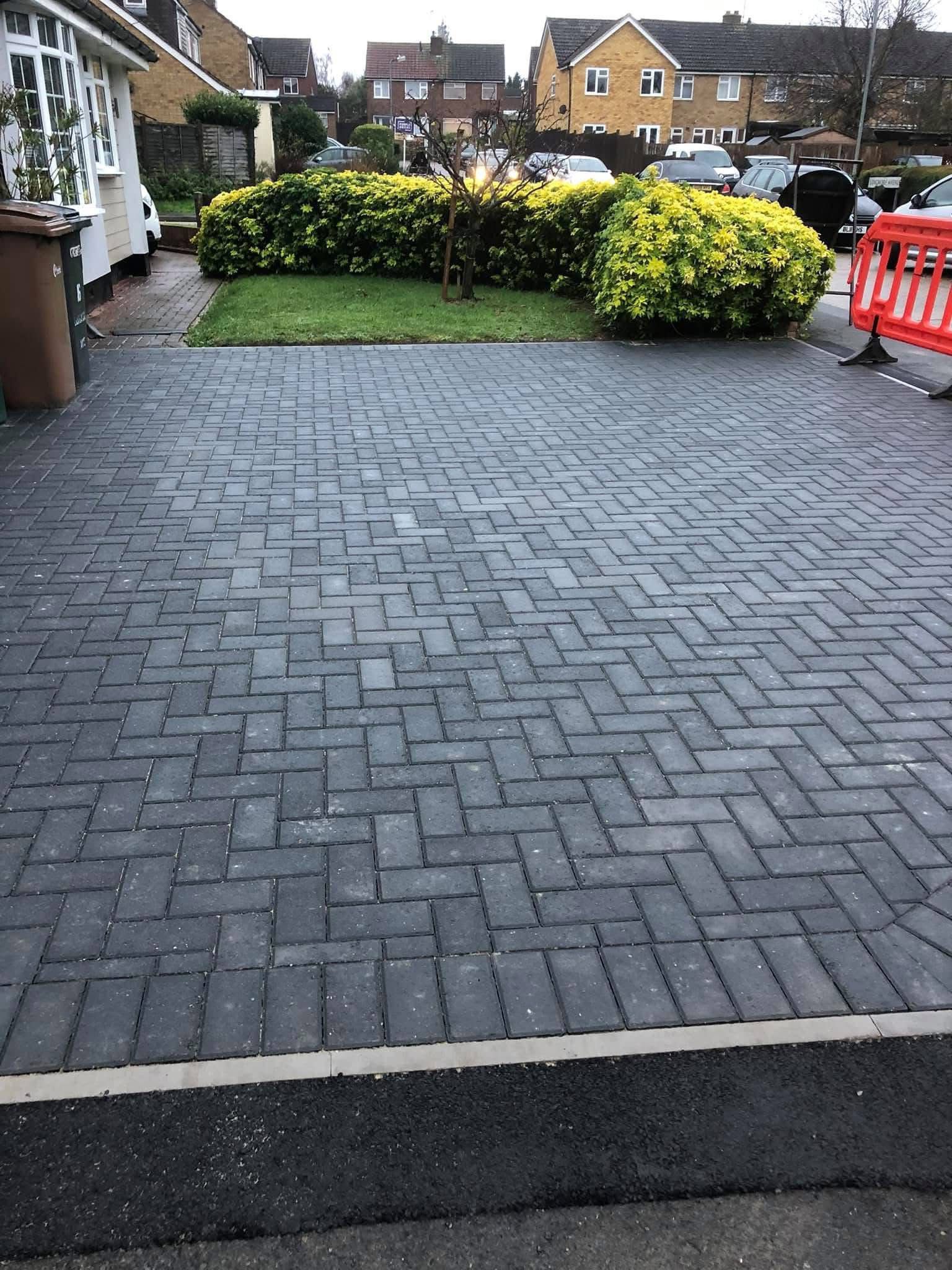 Block paving driveway installed in Essex by Andy Harragan & Sons