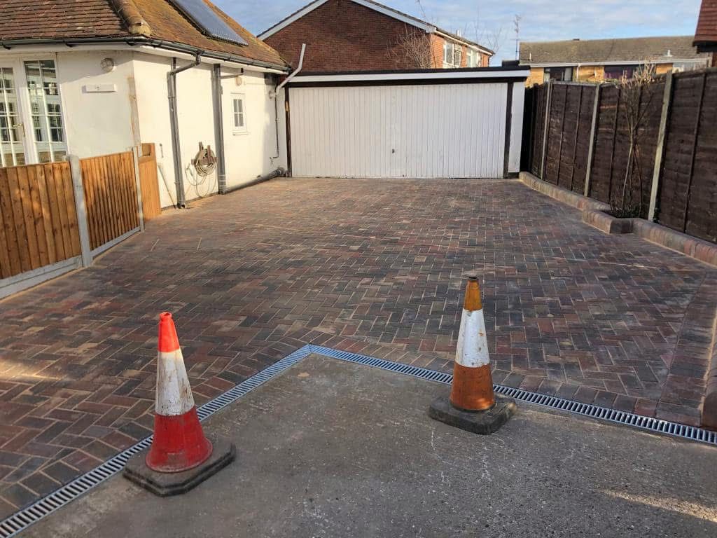 Block paving driveway installed in Essex by Andy Harragan & Sons