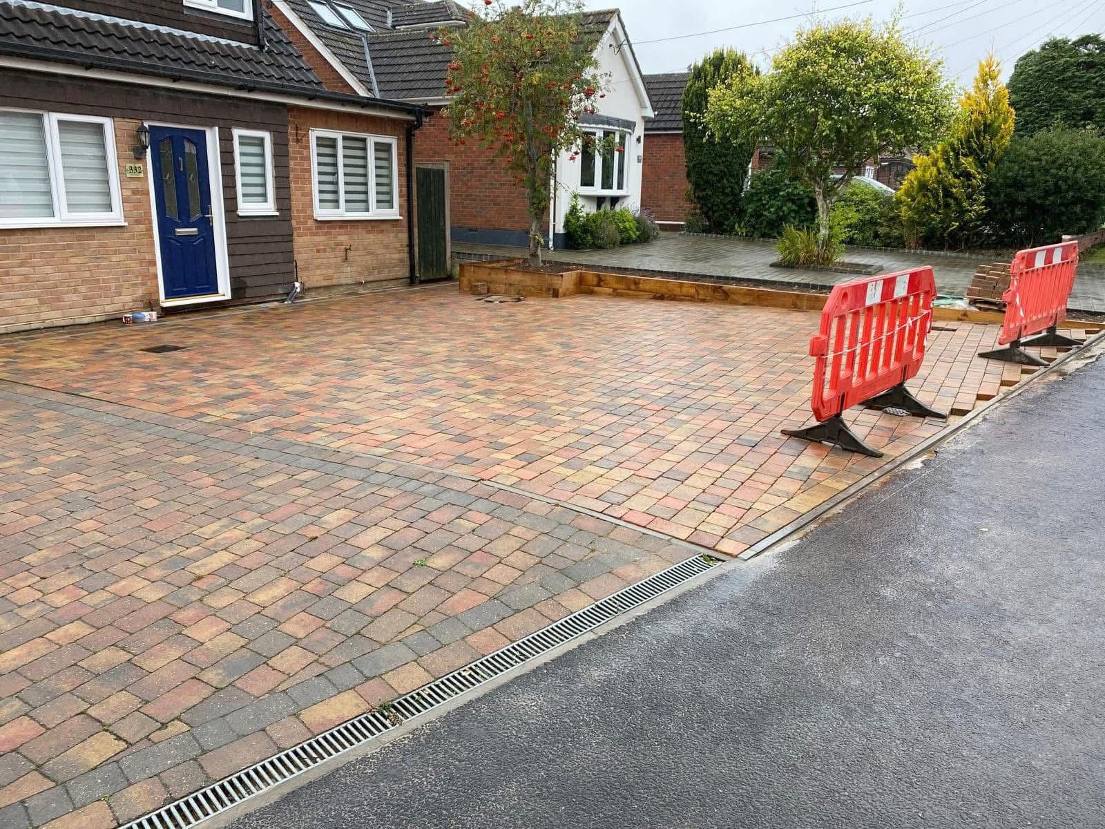Block paving driveway installed in Essex by Andy Harragan & Sons