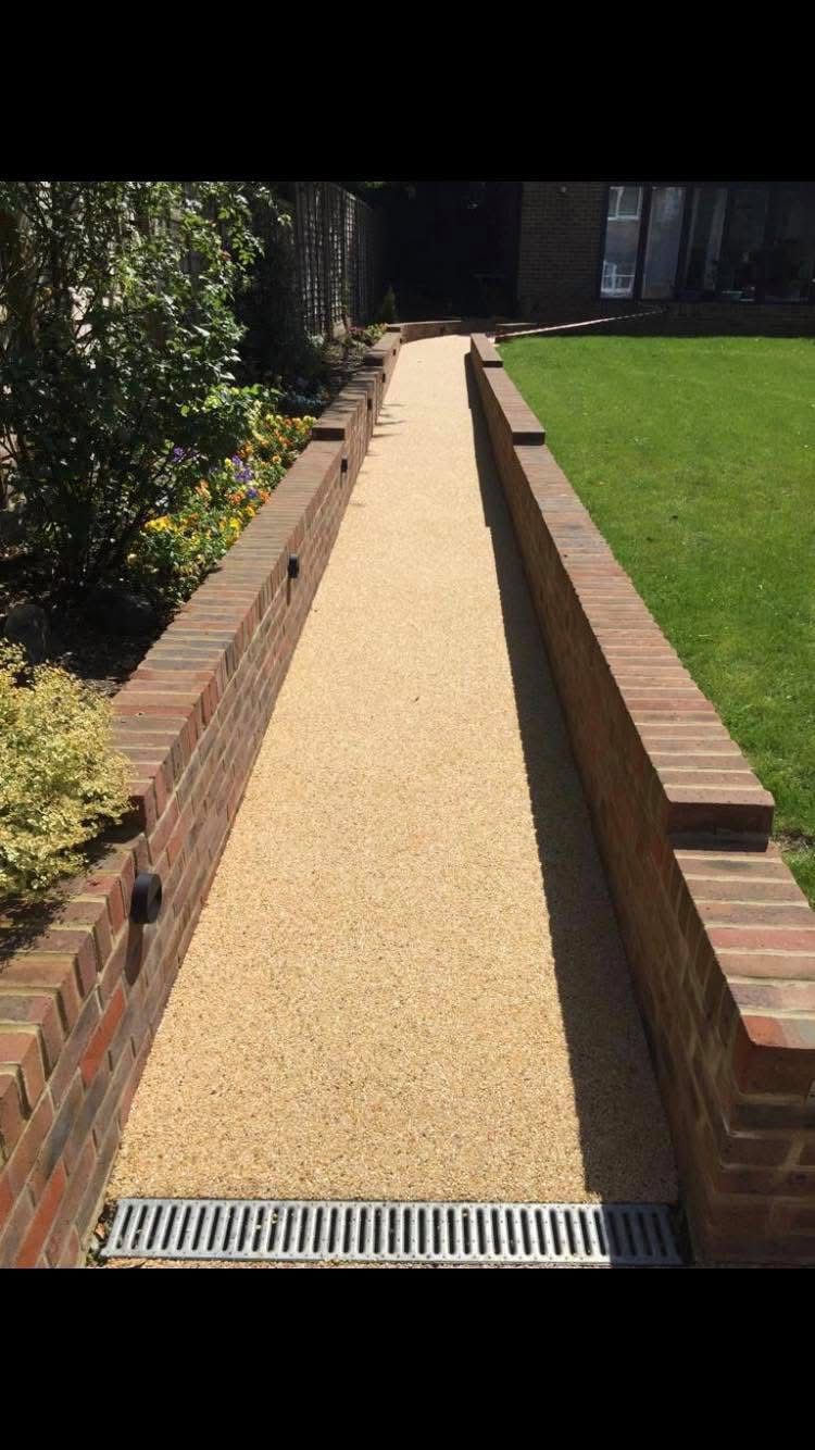 Garden landscaping project in Essex by Andy Harragan & Sons
