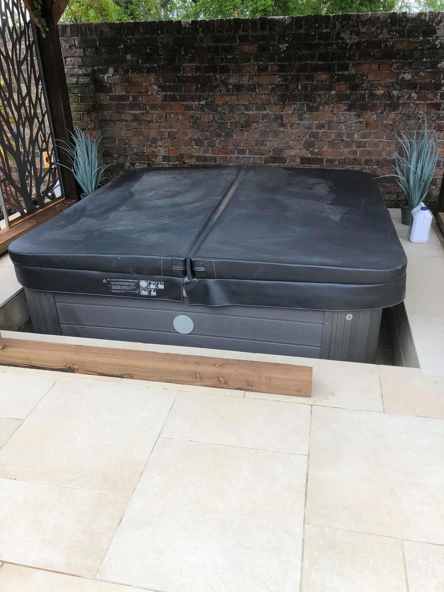 Garden landscaping project in Essex by Andy Harragan & Sons