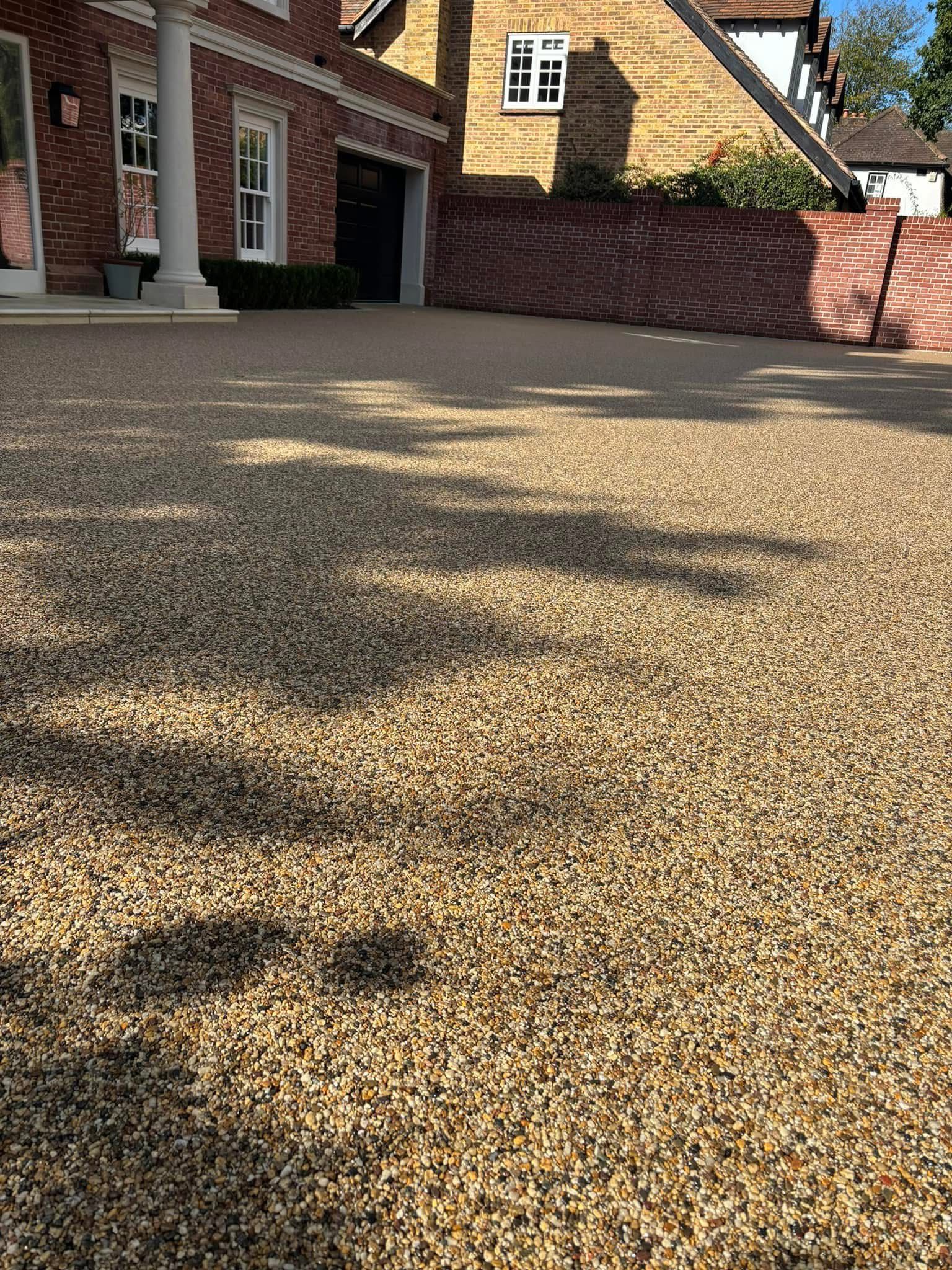 Resin bound gravel driveway installed in Essex by Andy Harragan & Sons