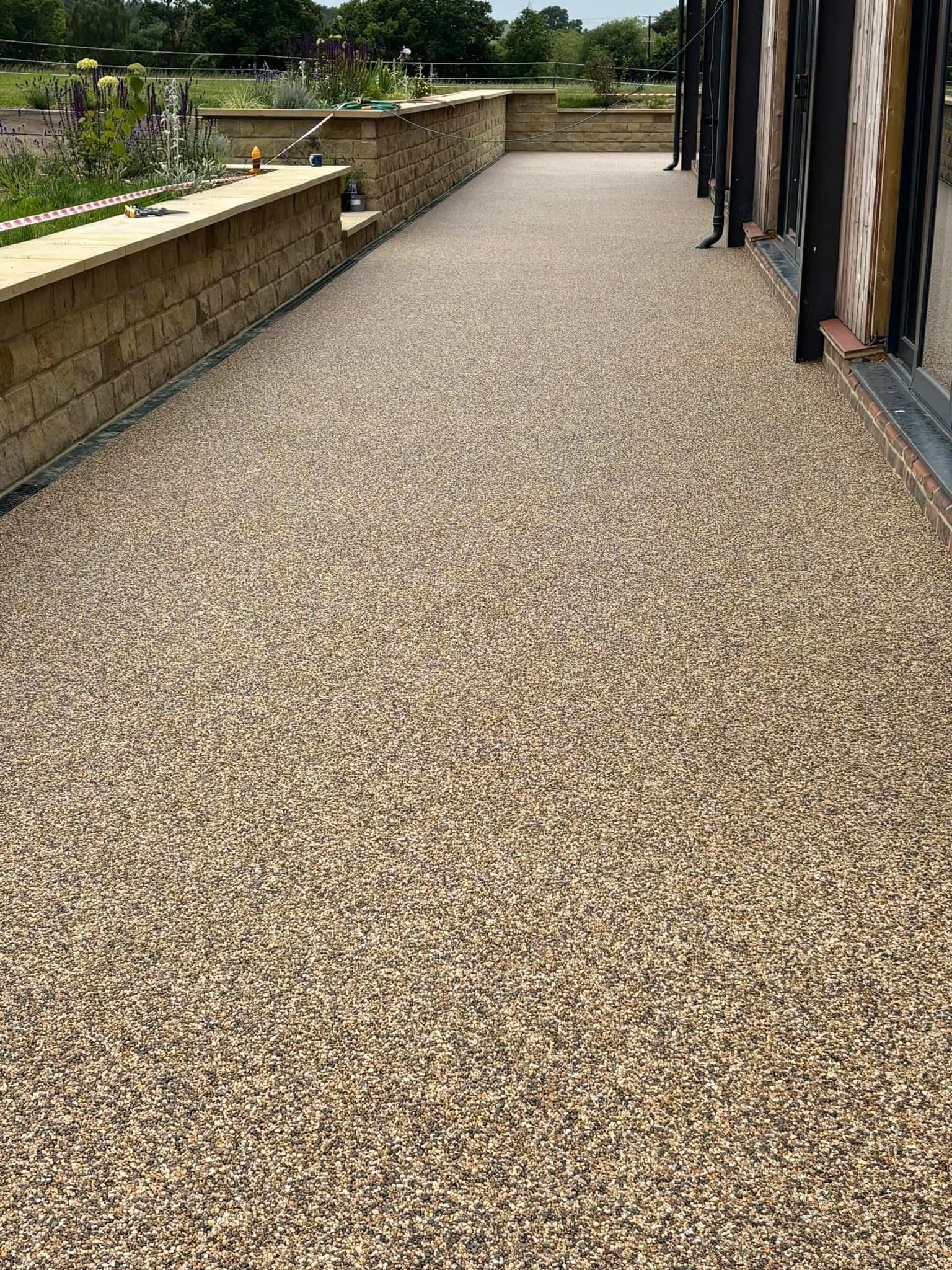 Resin bound gravel driveway installed in Essex by Andy Harragan & Sons