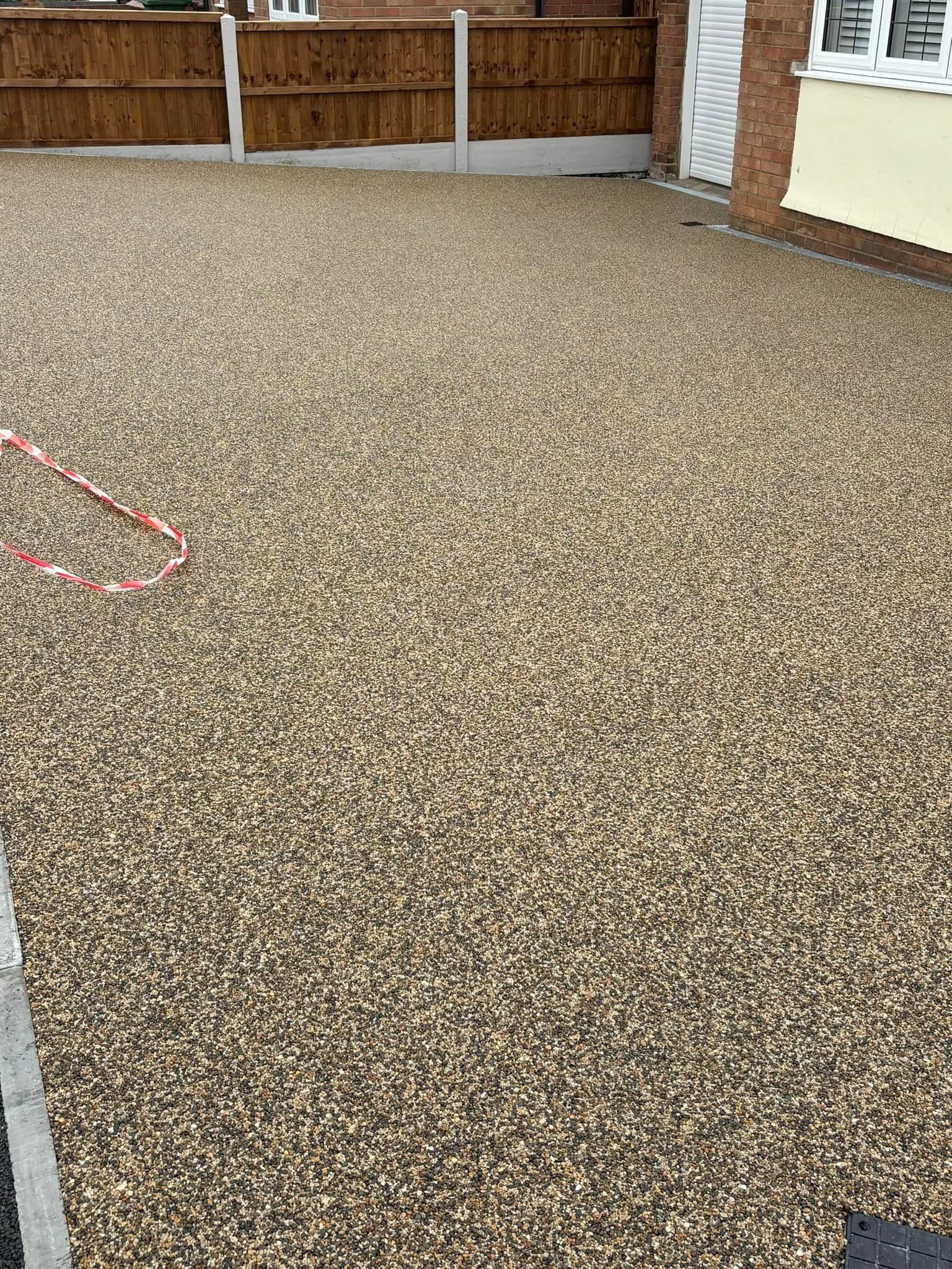 Resin bound gravel driveway installed in Essex by Andy Harragan & Sons