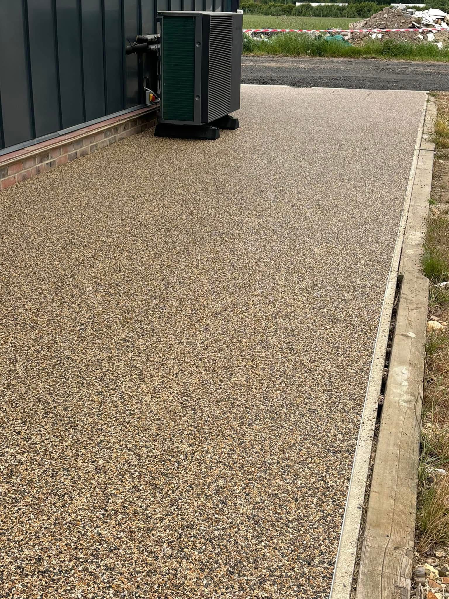 Resin bound gravel driveway installed in Essex by Andy Harragan & Sons