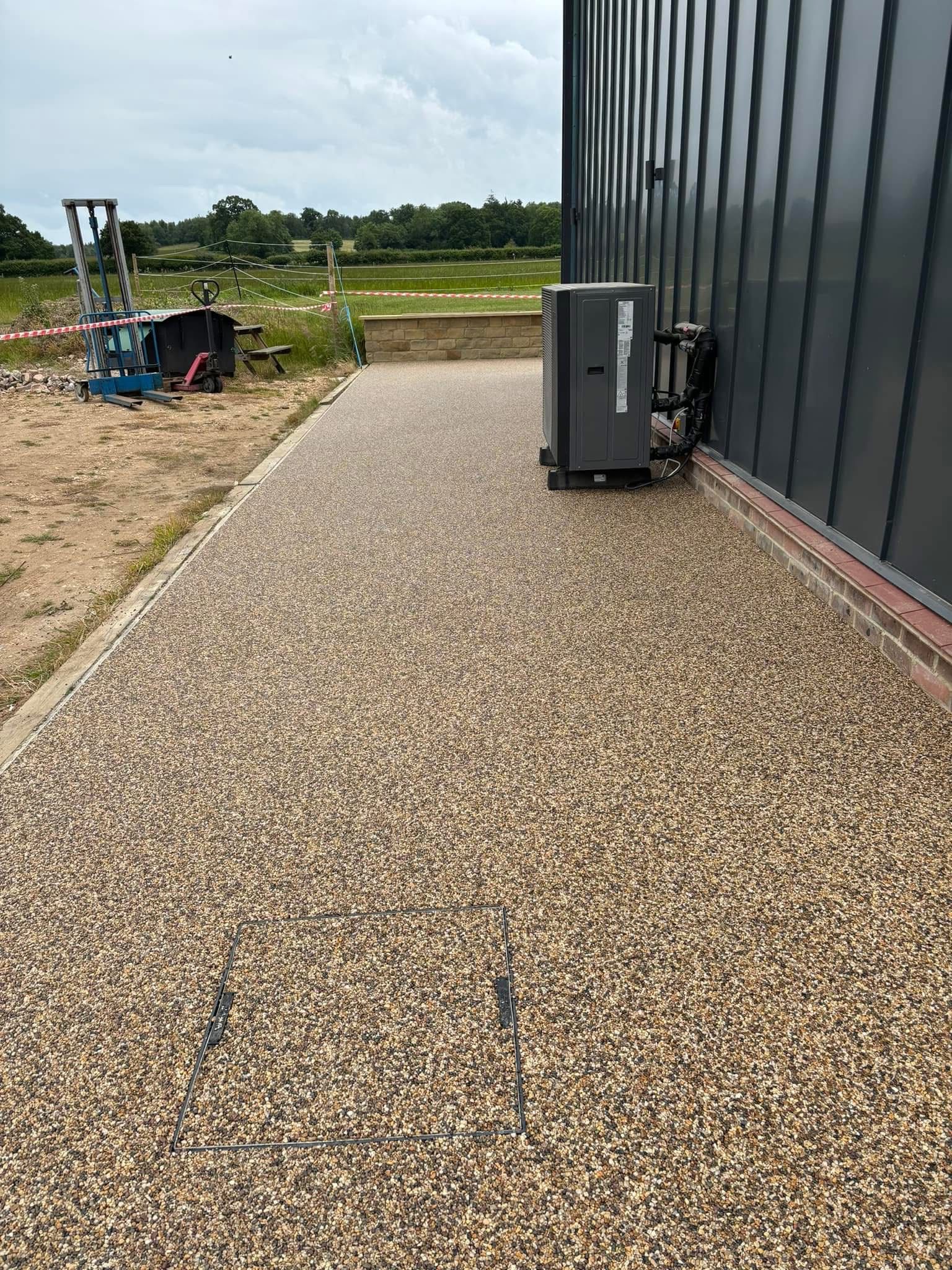 Resin bound gravel driveway installed in Essex by Andy Harragan & Sons