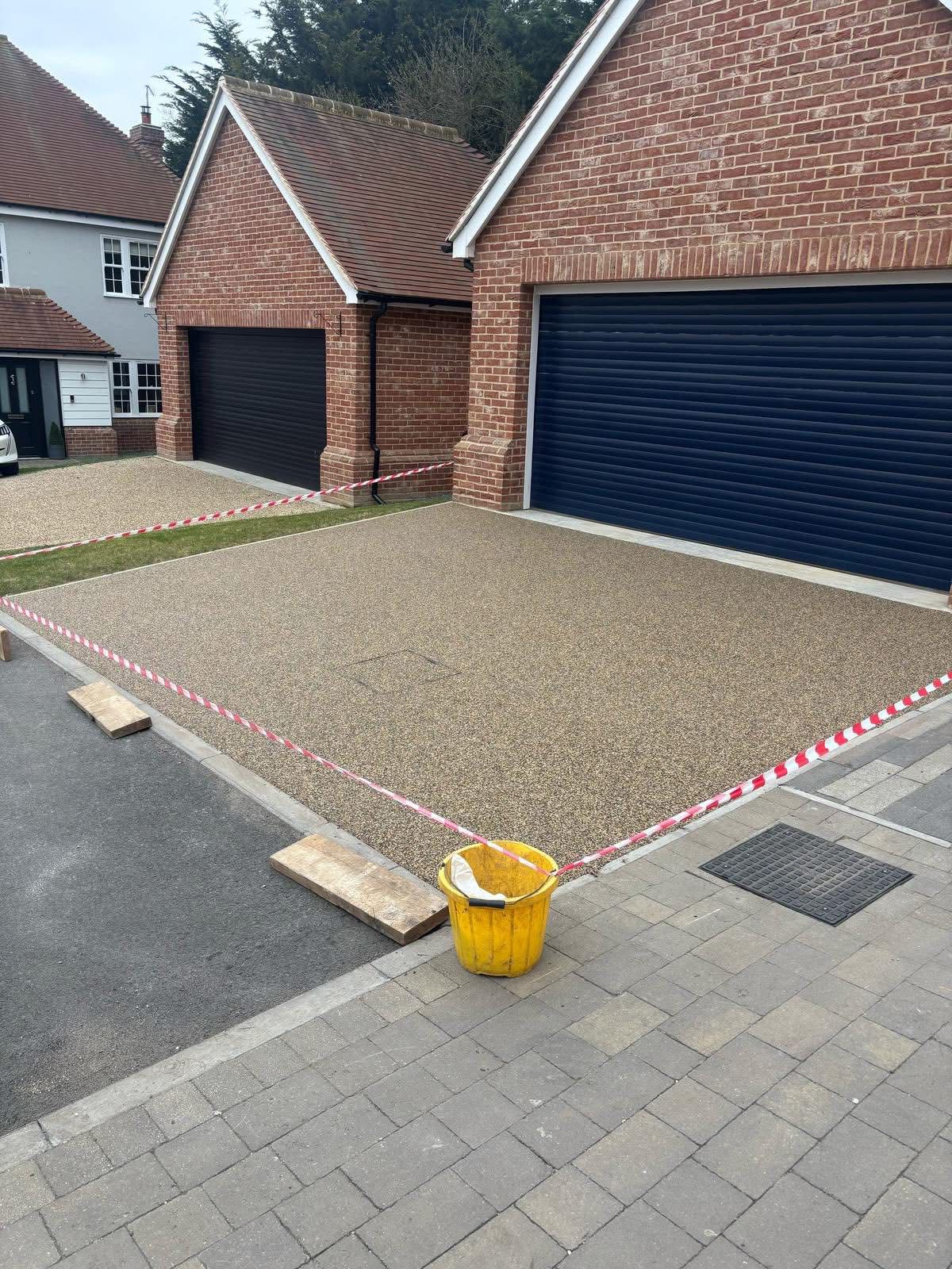 Resin bound gravel driveway installed in Essex by Andy Harragan & Sons