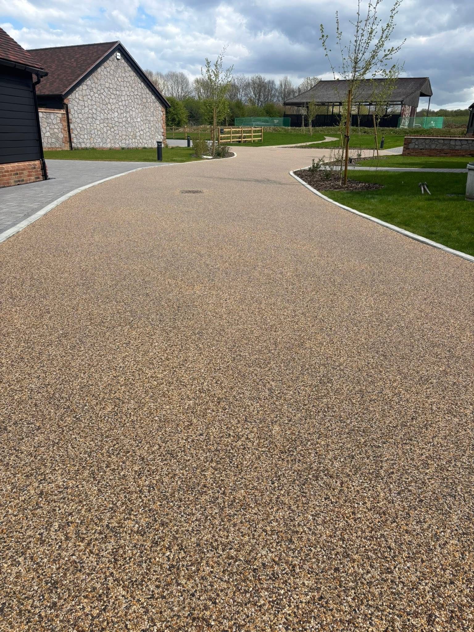 Resin bound gravel driveway installed in Essex by Andy Harragan & Sons
