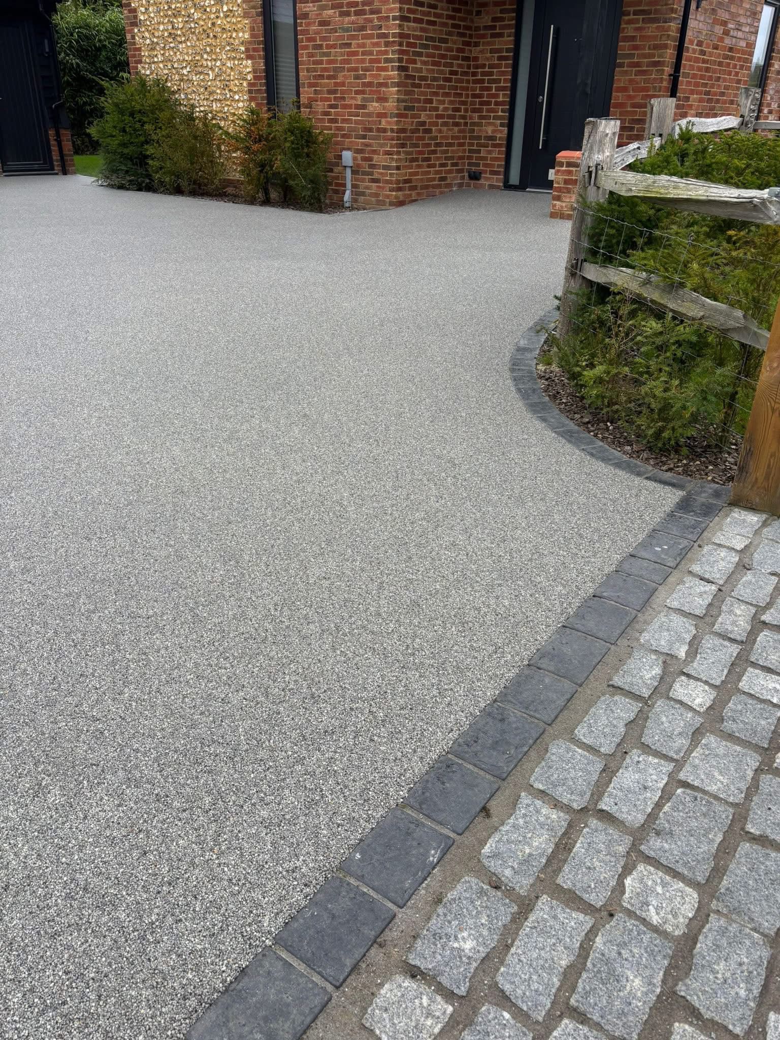 Resin bound gravel driveway installed in Essex by Andy Harragan & Sons