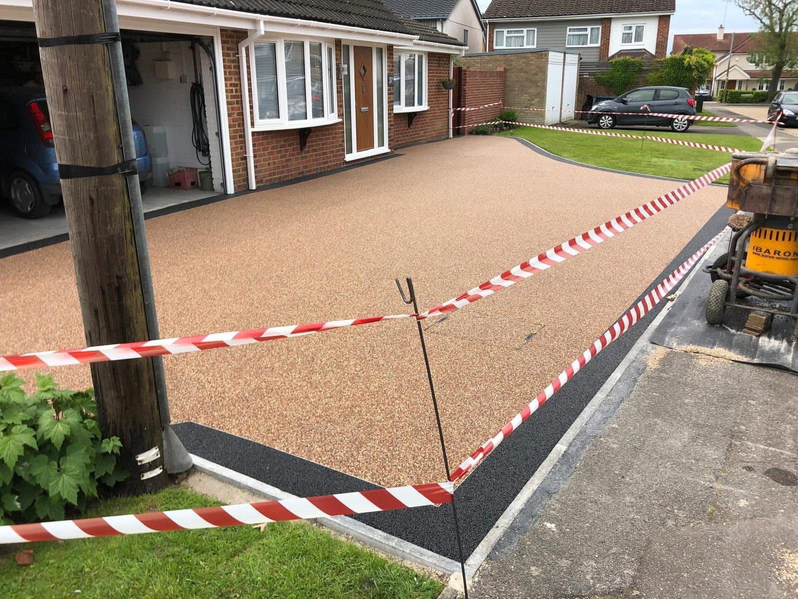 Resin bound gravel driveway installed in Essex by Andy Harragan & Sons