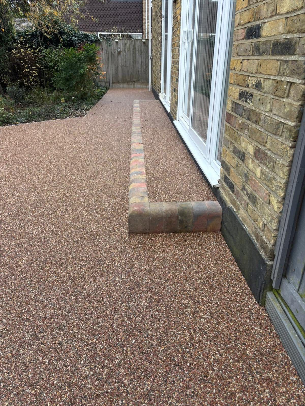 Resin bound gravel driveway installed in Essex by Andy Harragan & Sons