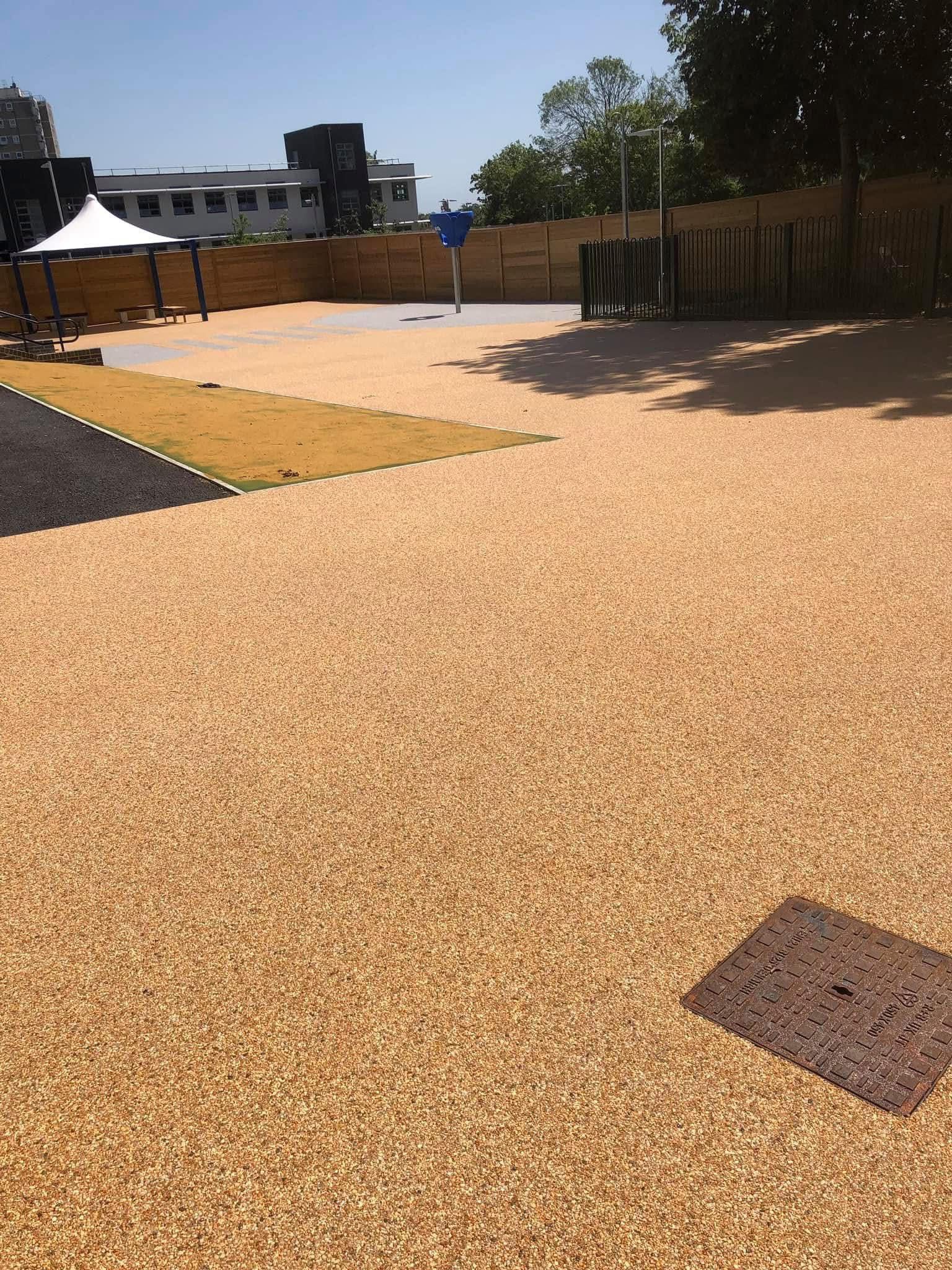 Resin bound gravel driveway installed in Essex by Andy Harragan & Sons