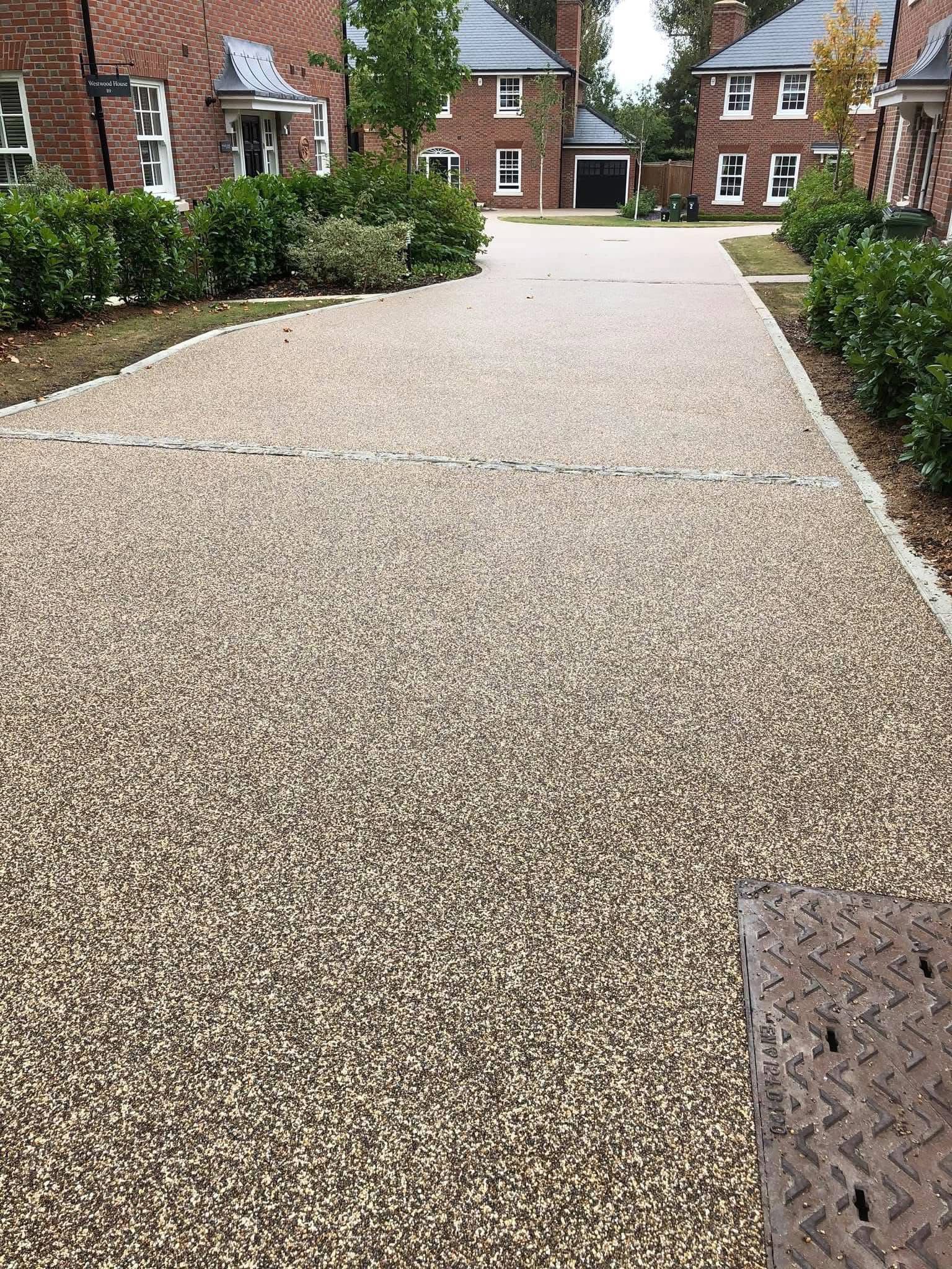 Resin bound gravel driveway installed in Essex by Andy Harragan & Sons