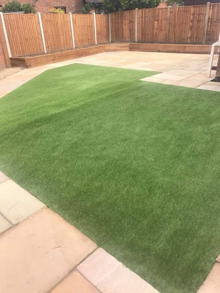 Garden landscaping project in Essex by Andy Harragan & Sons