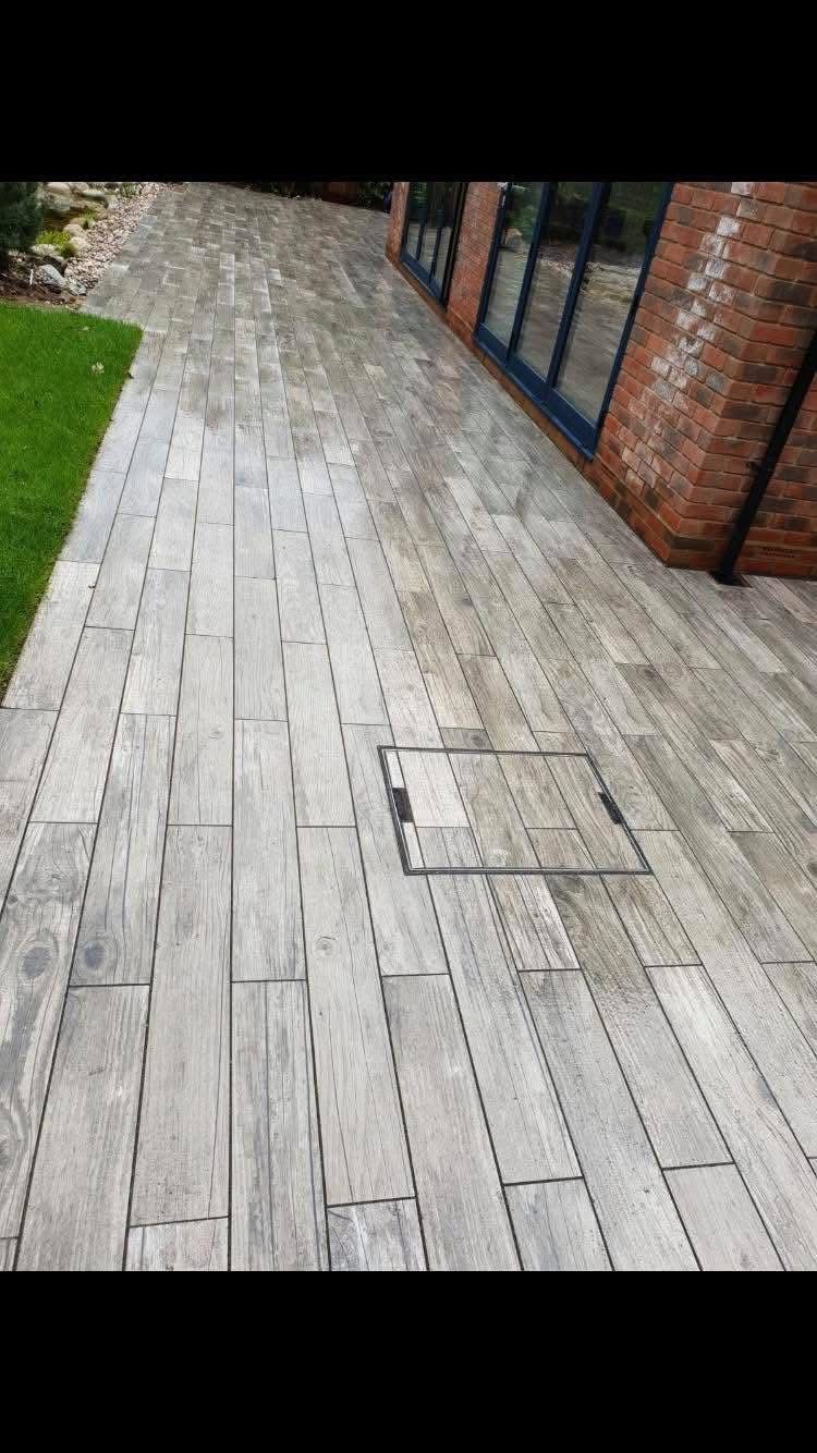 Patio installation in Essex by Andy Harragan & Sons