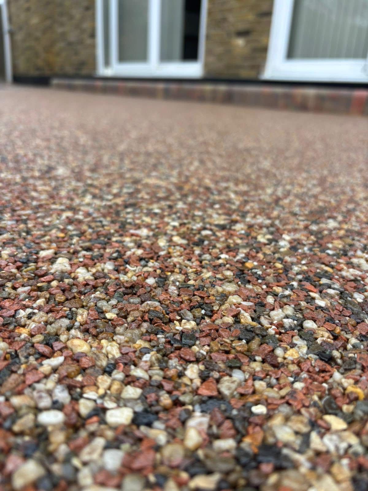 Resin bound gravel driveway installed in Essex by Andy Harragan & Sons