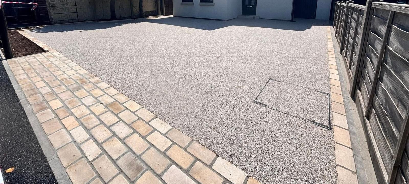 Premium resin bound driveway installed in Chelmsford, Essex by Andy Harragan & Sons