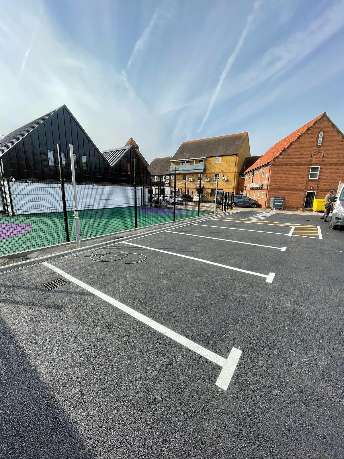Tarmac / Shingle